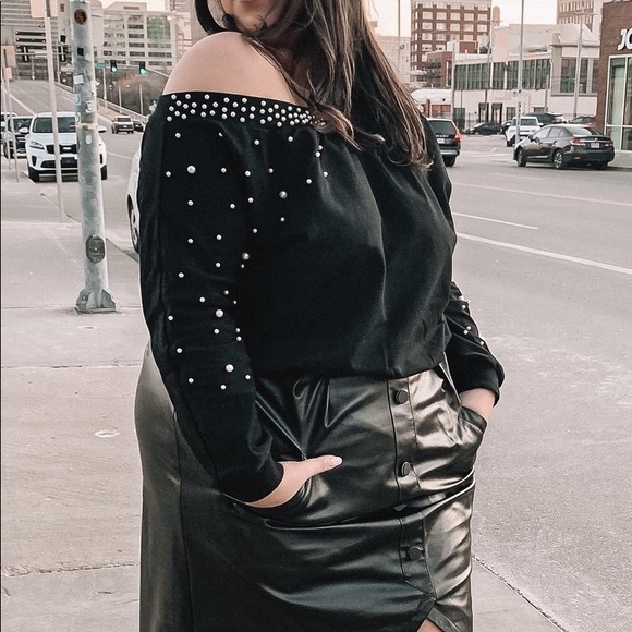 Clarissa Sweater Large NWT - Picture 9 of 13